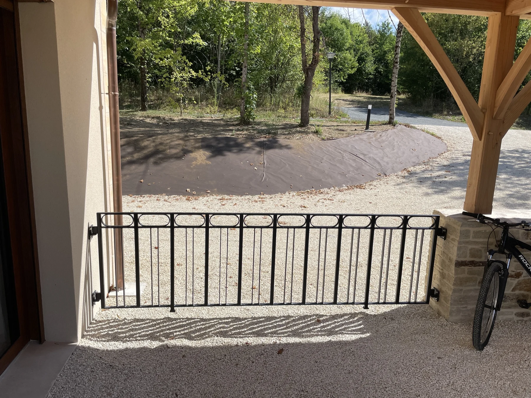 Essendieras wallon dordogne dubbel poort sierhekwerk modern Lasbedrijf Schijndel, Lasbedrijf Veghel, Lasbedrijf ’s Hertogenbosch