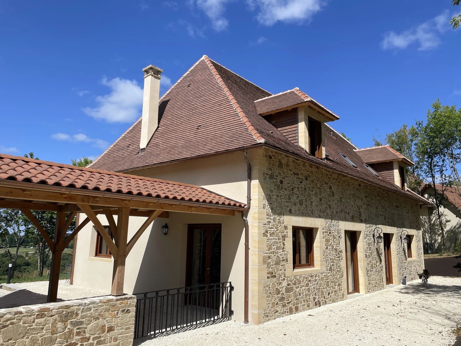 Essendieras wallon dordogne dubbel poort sierhekwerk modern Lasbedrijf Schijndel, Lasbedrijf Veghel, Lasbedrijf ’s Hertogenbosch
